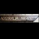 Holzschild Zaunlatte Australia 18..km 50cm
