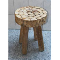 Hocker mit Holzscheiben Hhe 48 cm